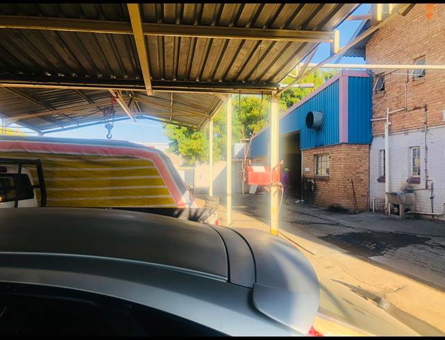 674M² FACTORY FOR SALE IN RUSTENBURG CENTRAL
